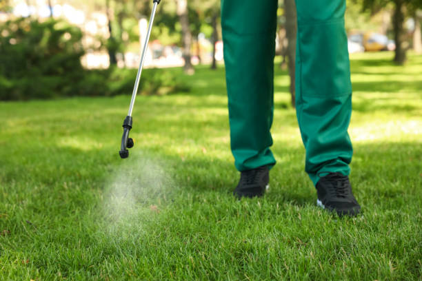 Best Pest Prevention Services  in Trenton, FL